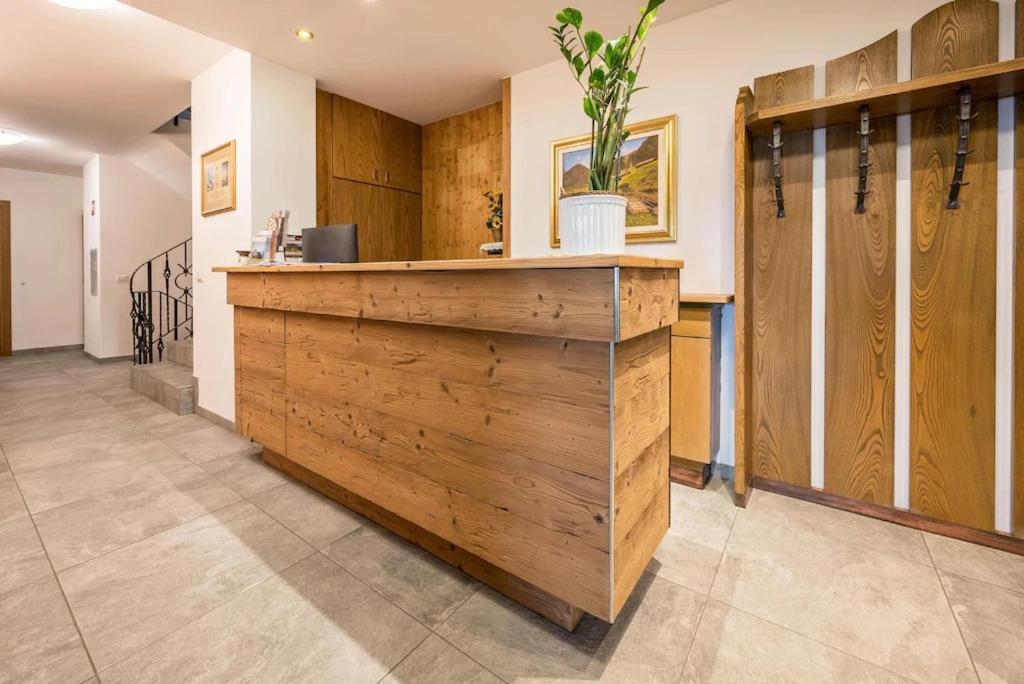 Residence Condor Maranza Bagian luar foto